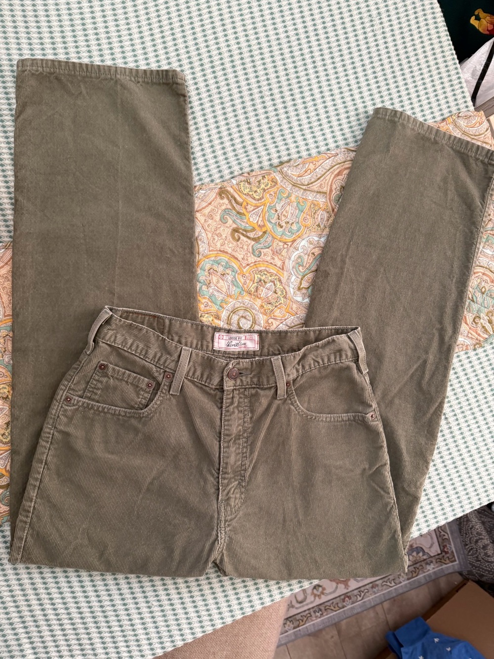 Vintage Y2K Levi Strauss Signature Olive Corduroy Loose Fit Pants 18